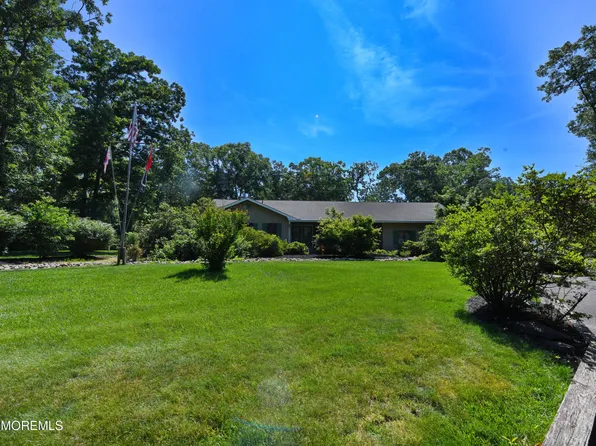 1621 Badger Drive, Toms River, NJ 08755