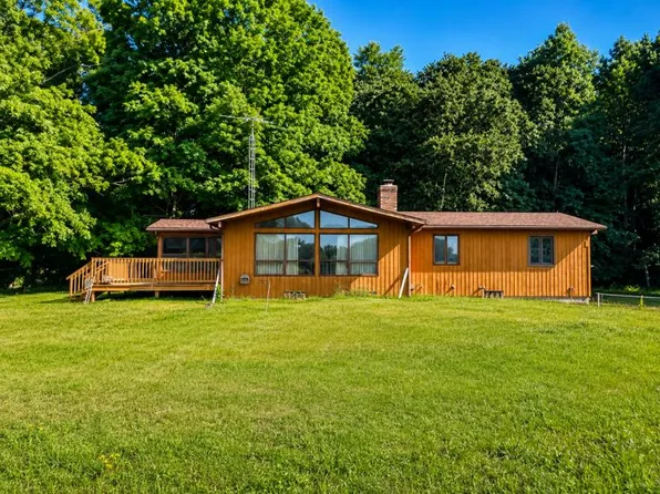 3258 S Hurds Corner Rd, Caro, MI 48723