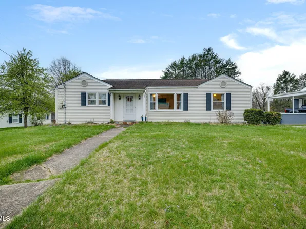 1326 Valley Dr, Bristol, TN 37620