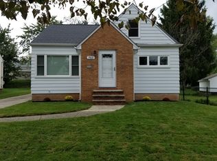 19631 Longview Ave, Maple Heights, OH 44137