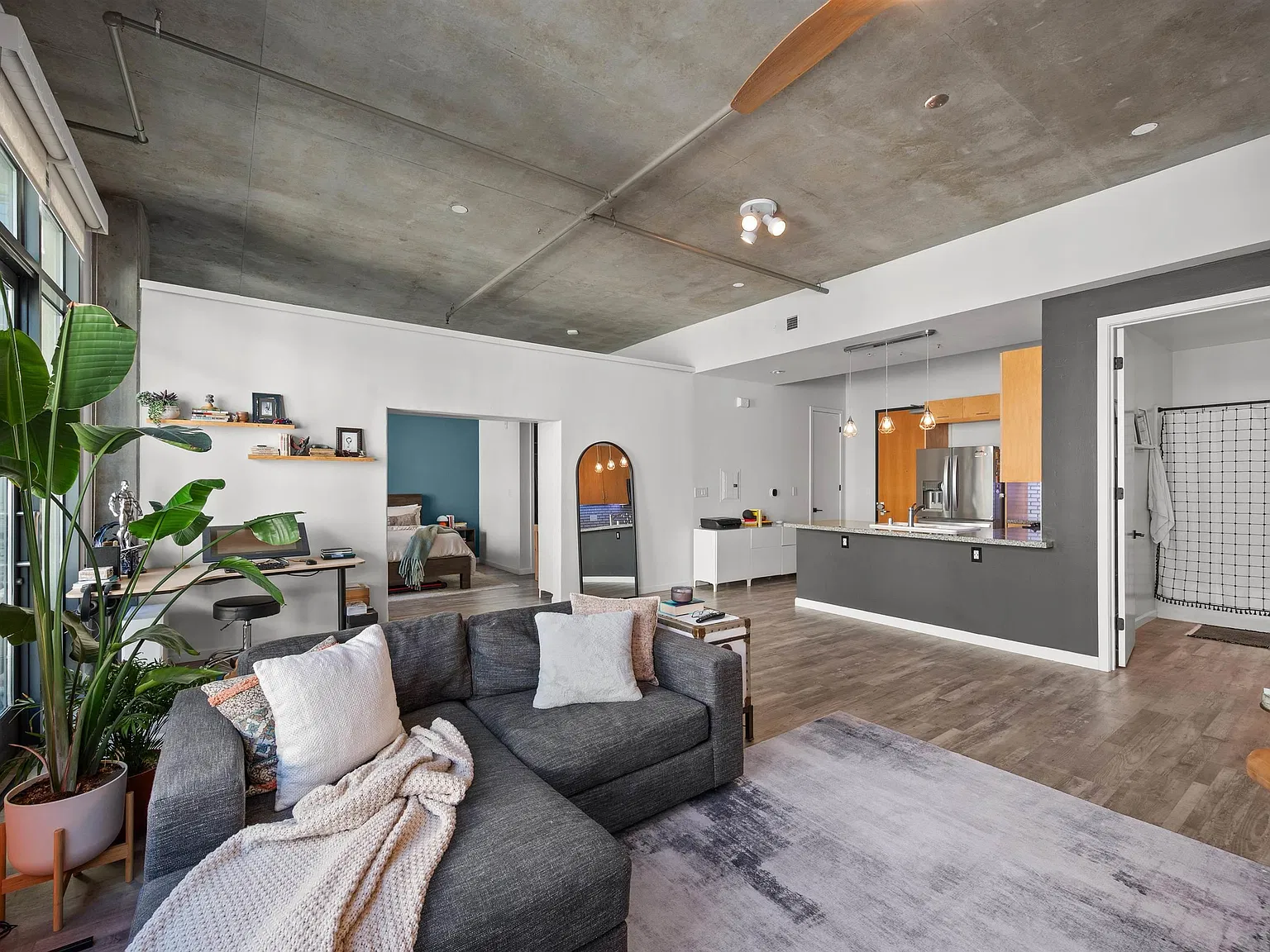 1050 Island Ave — Photo 4