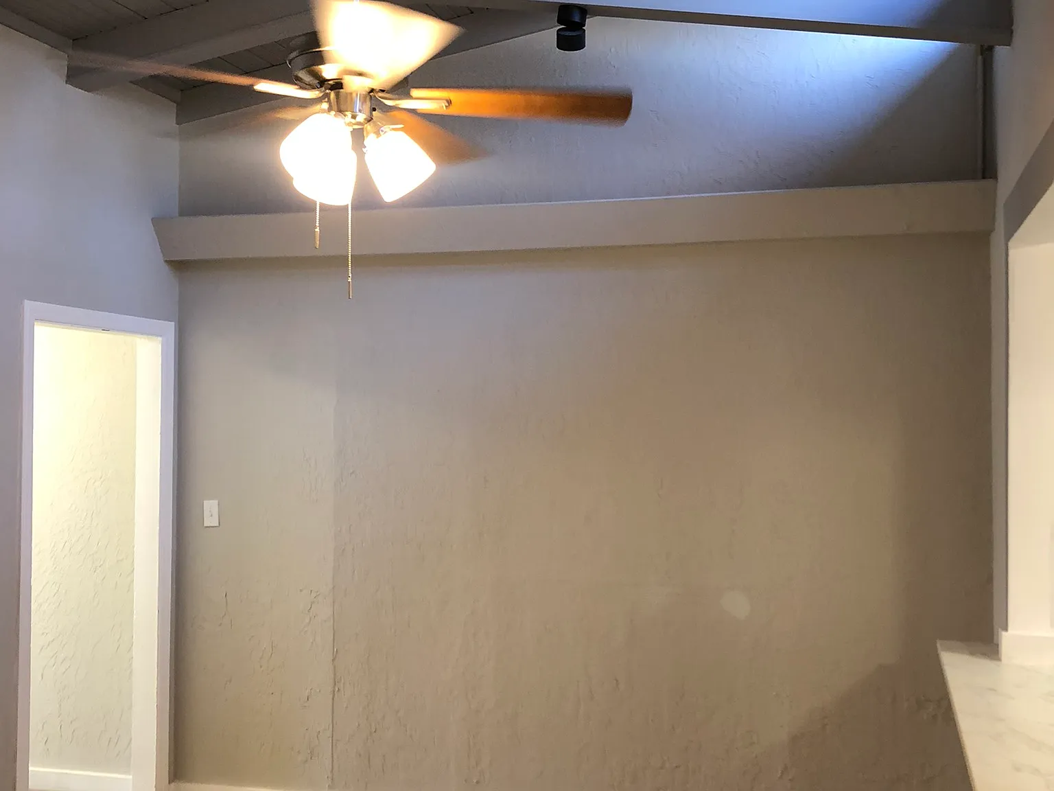3 bed, 1100 sqft, $950 — Photo 2