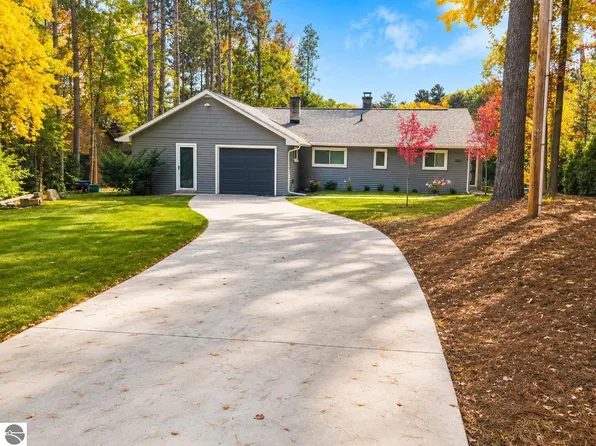 3340 Tibbets Dr, Traverse City, MI 49696