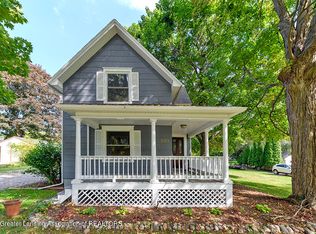 202 N Market St, Dewitt, MI 48820