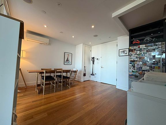 3rd image of 1040 Dean St #212A