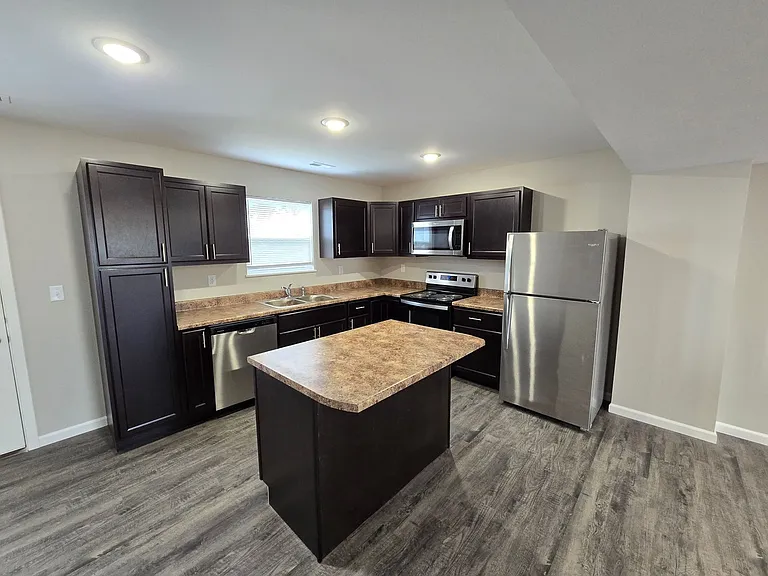 108 Anna Marie Dr — Photo 6