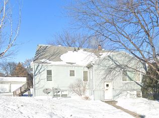 2121 9th Ave S #4, Fargo, ND 58103