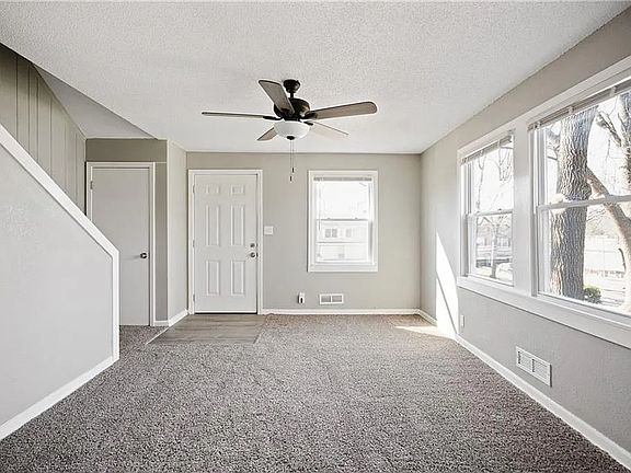 3rd image of 7107 Virginia Ave