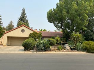 520 White Oak Ave, Porterville, CA 93257