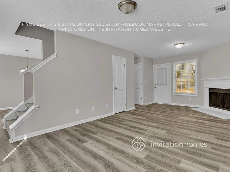 5230 Alexander St — Photo 10