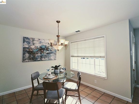 4th image of 6349 Market Ave