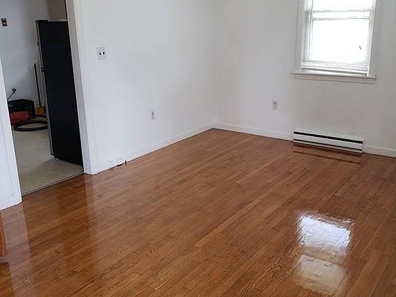 2nd image of 187 Billings St #1