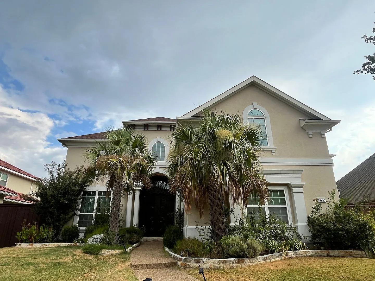 Stunning 5-Bedroom Home in Prestigious Gated Community in Frisco! — Photo 1