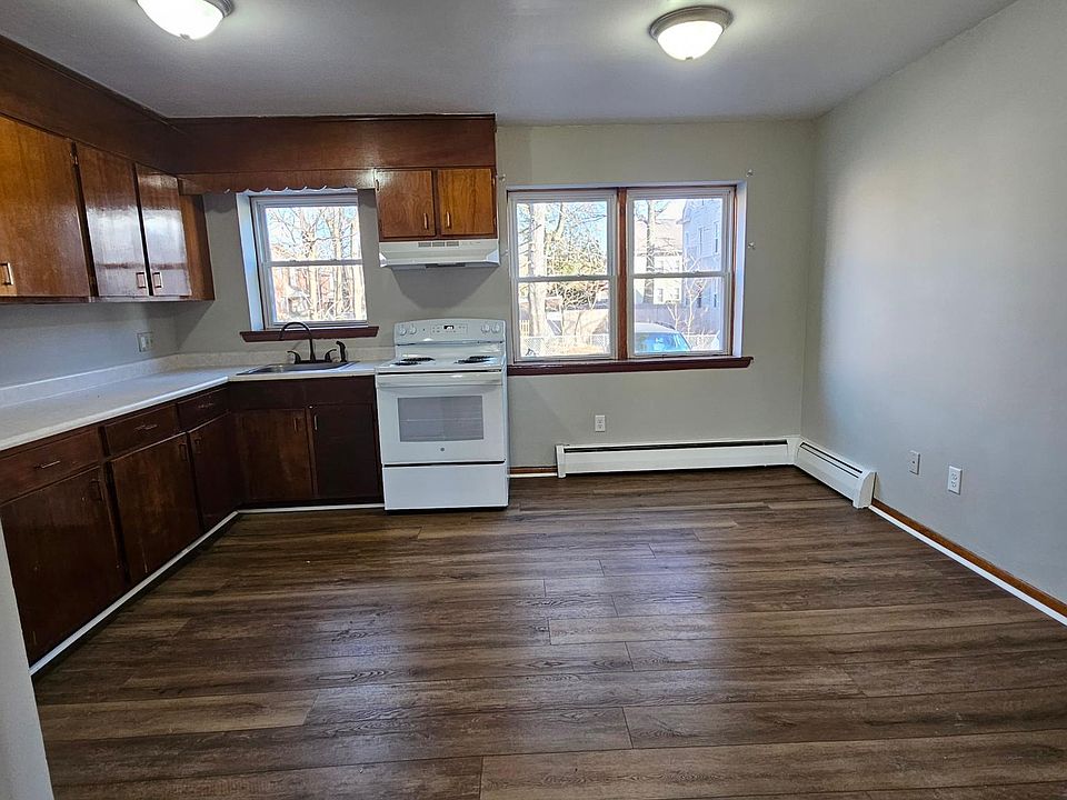 189 Thompson St New Haven CT Zillow