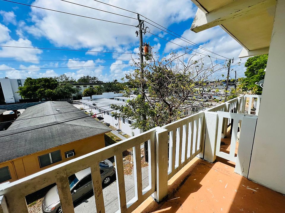 1st image of 12894 NE 8th Ave #309