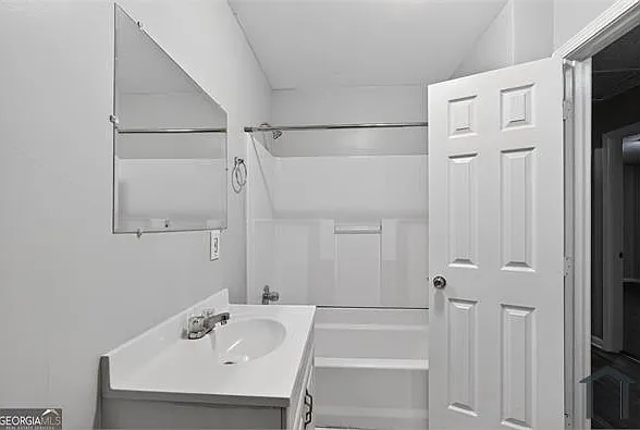 996 Forest Valley Dr SE — Photo 10