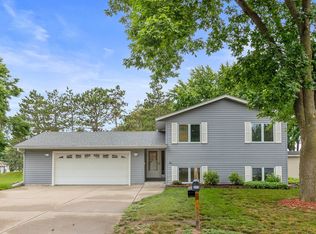 205 3rd St NE, Saint Michael, MN 55376