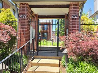 433 Clara Ave APT 12, Saint Louis, MO 63112