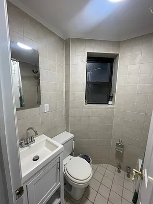 Rented by Meraki Realty LLC | media 14
