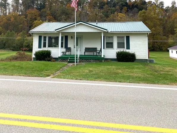 1084 Middle Island Road, Middlebourne, WV 26149