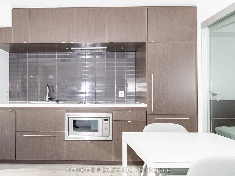155 Yorkville Ave #1015 — Photo 11