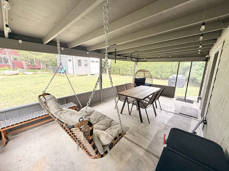 50 Briar Rd — Photo 20