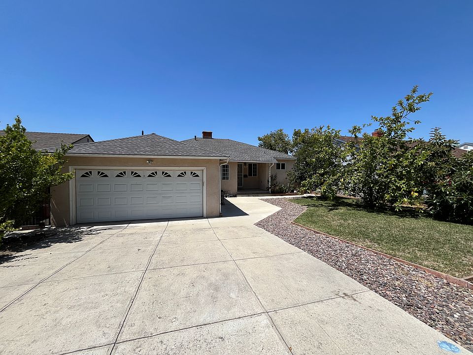 1st image of 2307 Jolley Dr