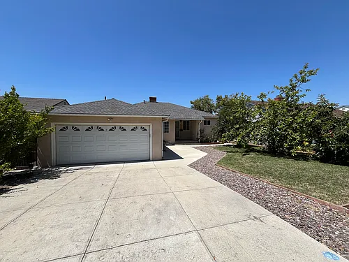 2307 Jolley Dr Photo 1