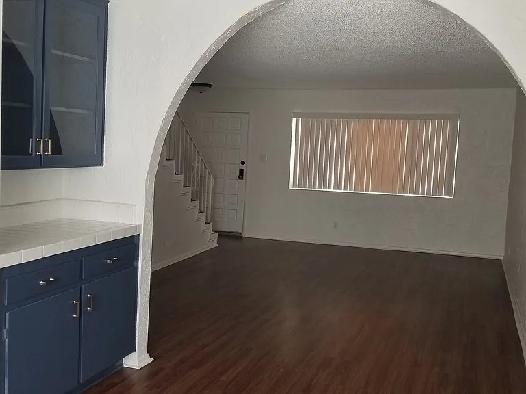 4370 Colfax Ave #15 — Photo 2