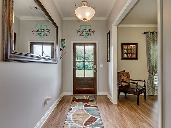 2nd image of 1733 Sweetgum Cir