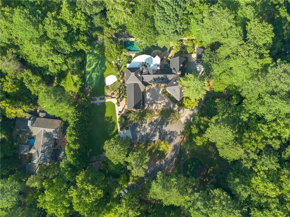 3645 Nancy Creek Rd NW, Atlanta, GA 30327
