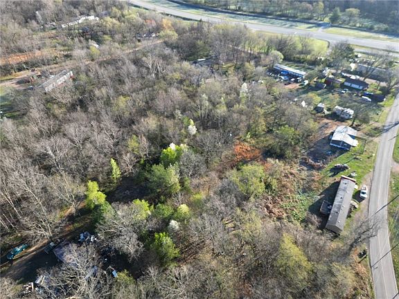 5th image of 638 E 640th Rd #14