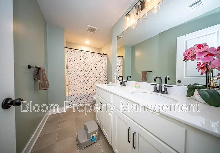 5008 Cedar Brush Ct — Photo 38
