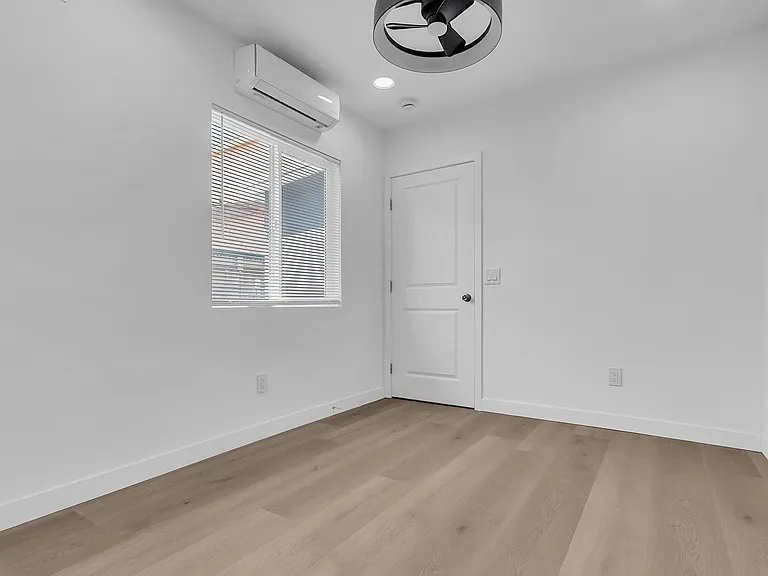 5518 Denker Ave — Photo 10
