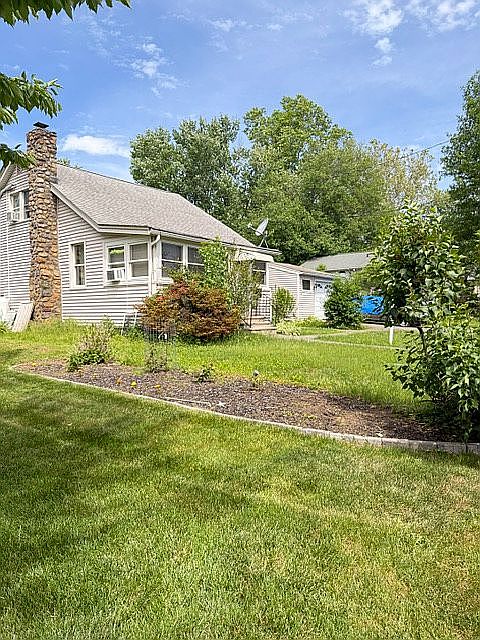 1st image of 251 Marcella Rd