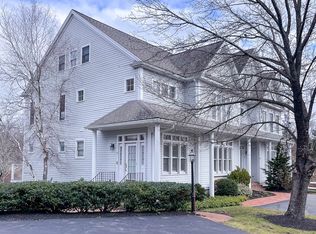 430 S Main St SUITE 4, Cohasset, MA 02025