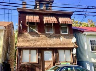 1328 Lowrie St, Pittsburgh, PA 15212