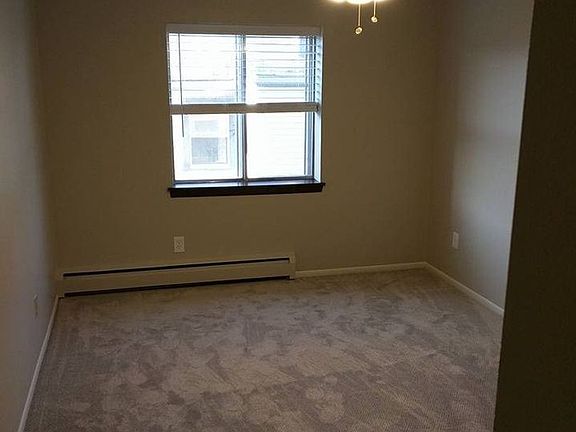 4th image of 2637 N Frederick Ave APT 109