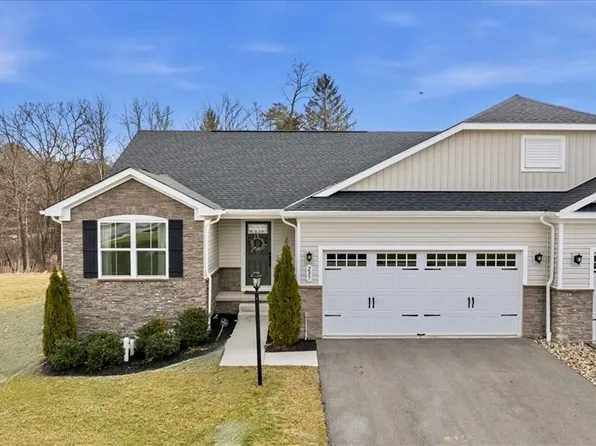 237 Smith Ln, Beaver Falls, PA 15010