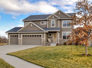 609 NW Harvest Ct, Grimes, IA 50111