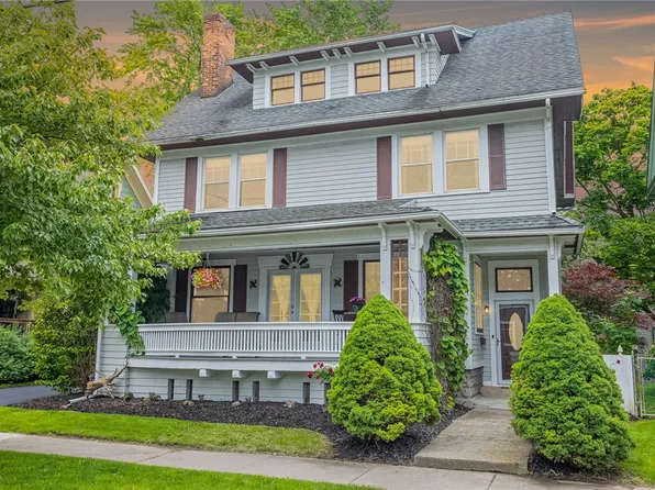 24 Thomas Ave, Batavia, NY 14020
