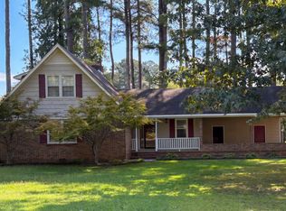 4706 Pineywood Dr SW, Decatur, AL 35603