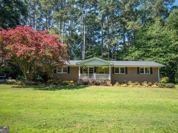 192 Brownwood Dr, Hull, GA 30646