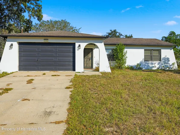 2304 Hawthorne Rd, Spring Hill, FL 34609