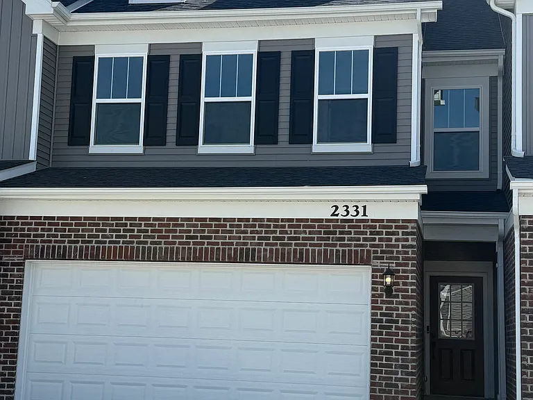 2331 Ryegrass Ln — Photo 1