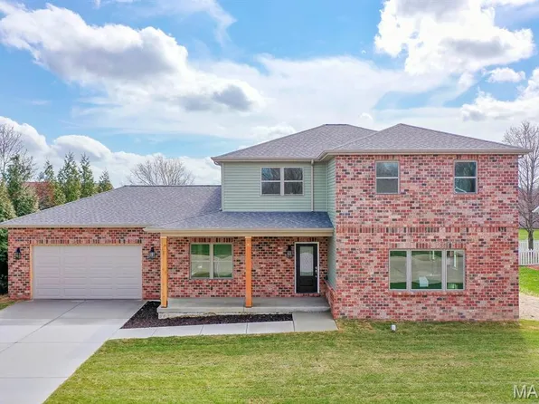 19 Adderly Ln, Millstadt, IL 62260