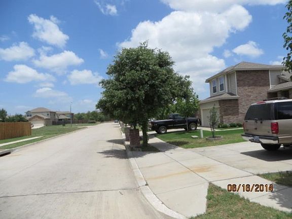 3rd image of 8904 Sunny Hollow Dr