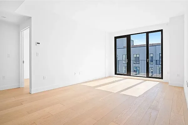 Rented by Oxford Property Group | media 13