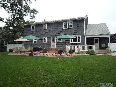 4th image of 2150 Waltoffer Ave