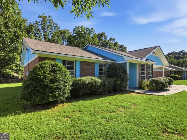 7 Frances Dr NW, Rome, GA 30165